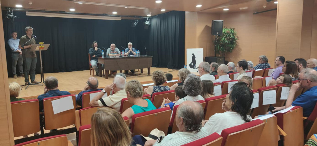 Inauguració a l'Auditori amb l'Alcalde de l'exposició dedicada a la trajectòria de Pere Francesch i Subirana