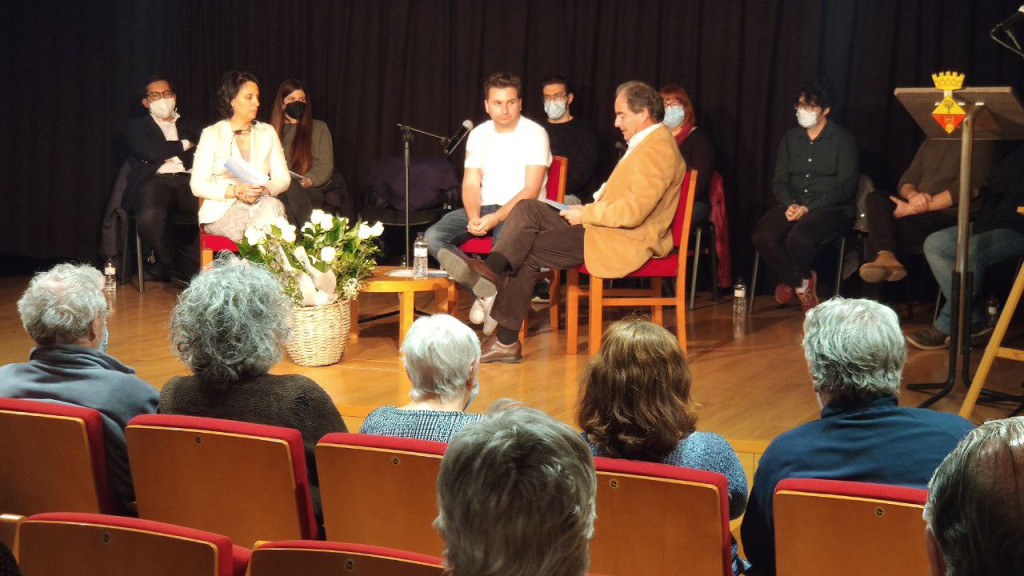 Conductors de l'acte i testimonis al darrere