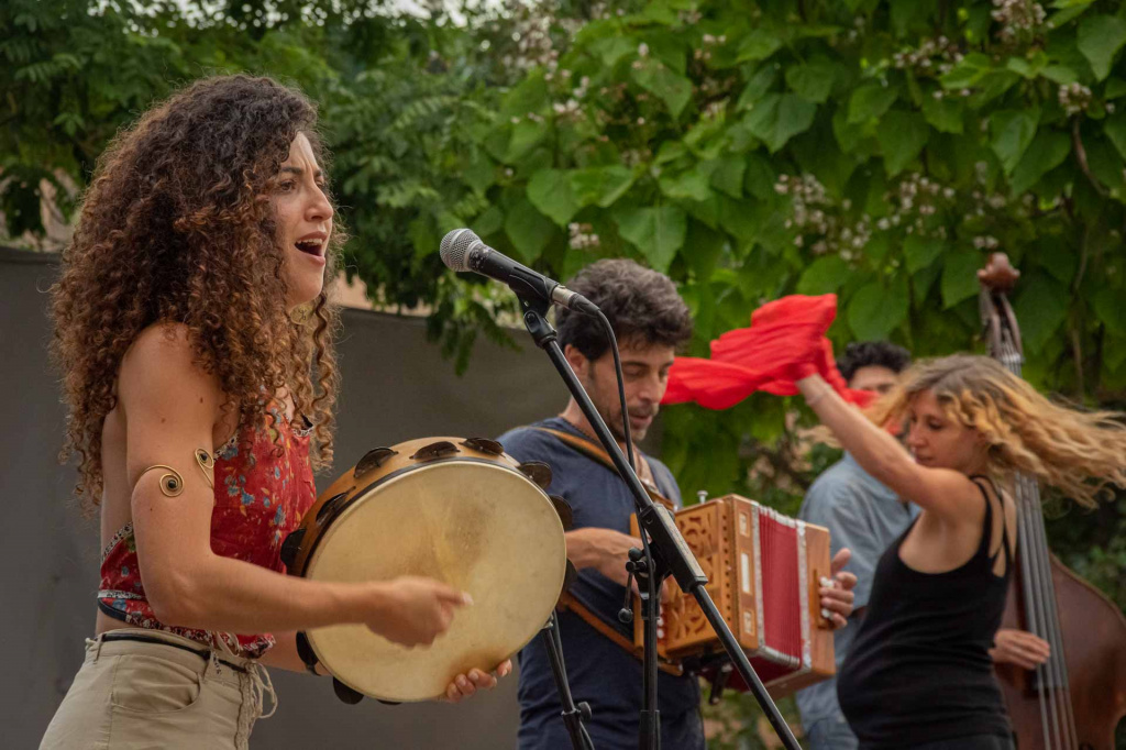 Concert del grup Questioni Meridionali al parc del porxo