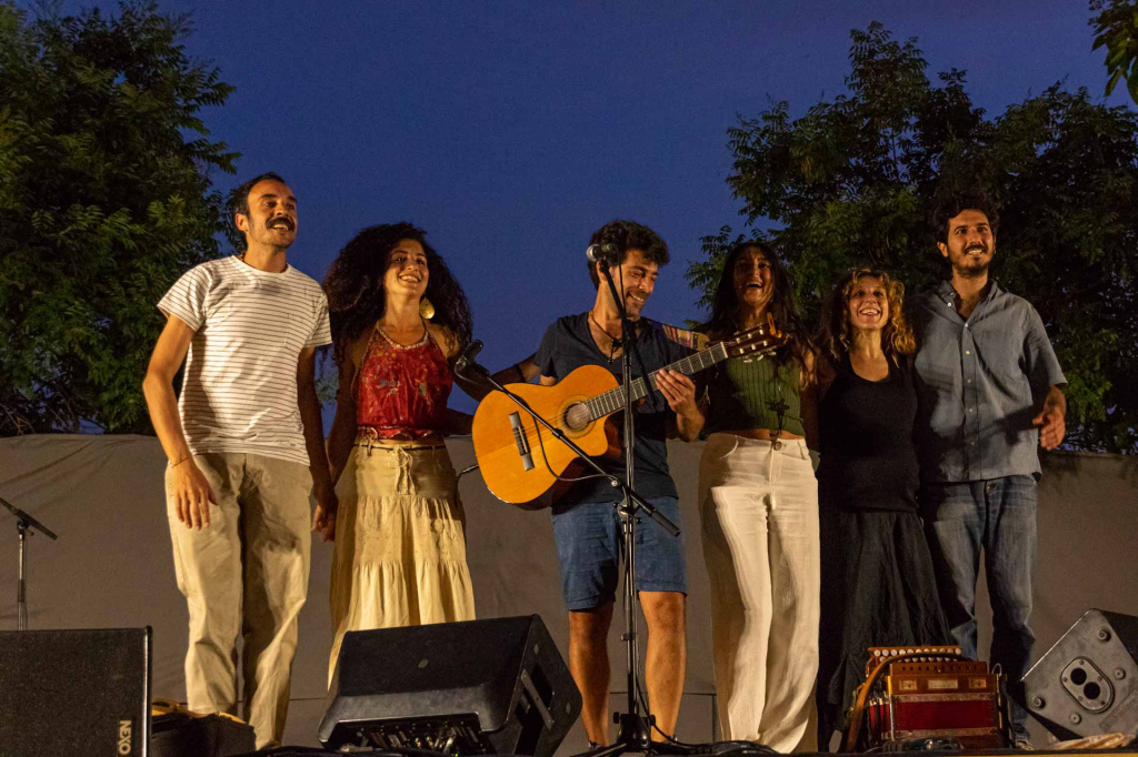 Grup Questioni meridionali a l'escenari del Parc del Porxo