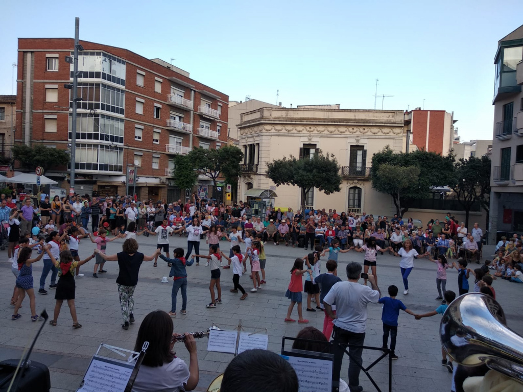 Ballada de sardanes per Santa Oliva